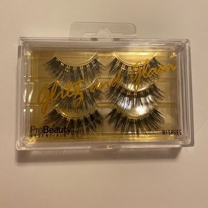 Pro-beauty essentials GLITZ and GLAM Wispie Lashes